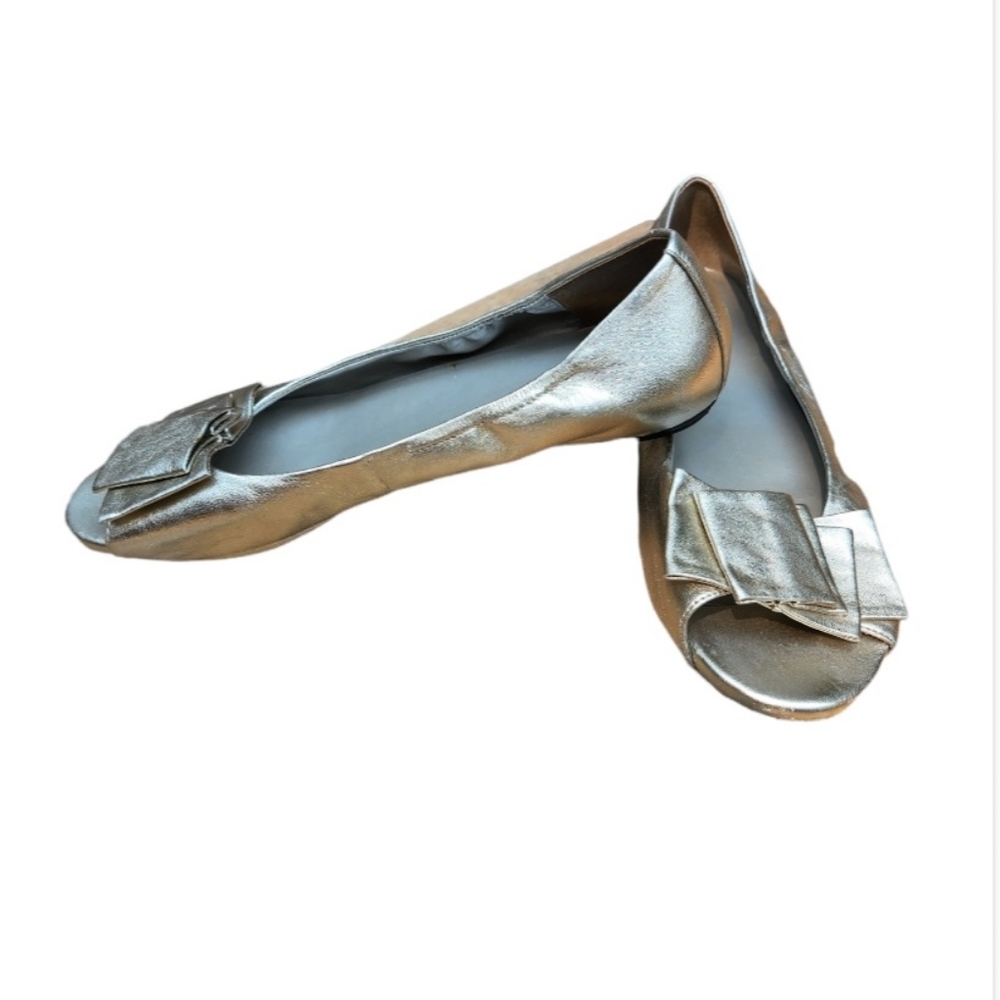 Me Too open Toe Flats Size 10M